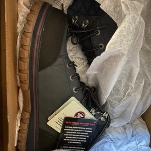 Sketchers work boots